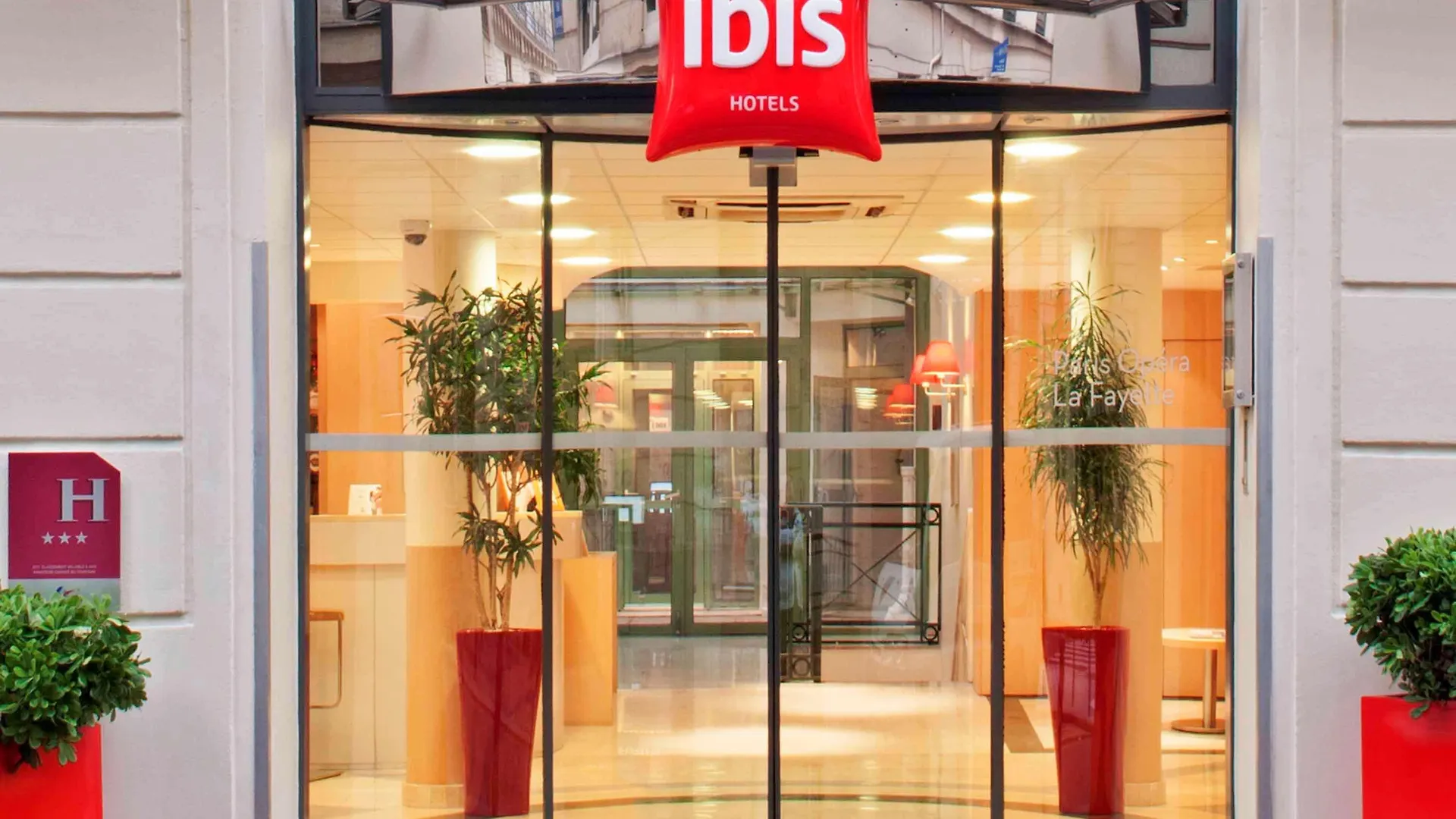 Ibis Opera La Fayette 3*