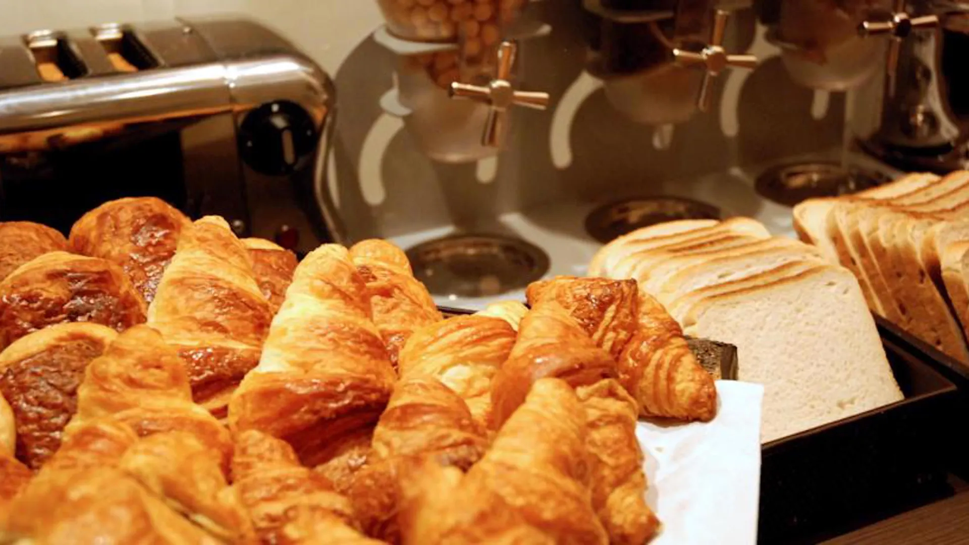 Hotel Ibis Opera La Fayette 3*